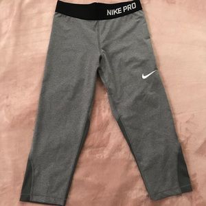 Nike Pro Capri Leggings